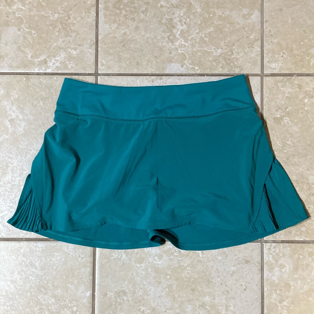 Lululemon Teal Lagoon Play Off the Pleats Skirt